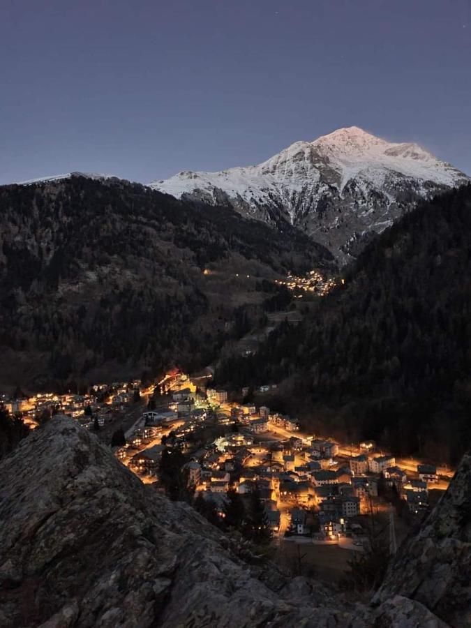 Mansarda Vista Lago A Камподолчино Екстериор снимка