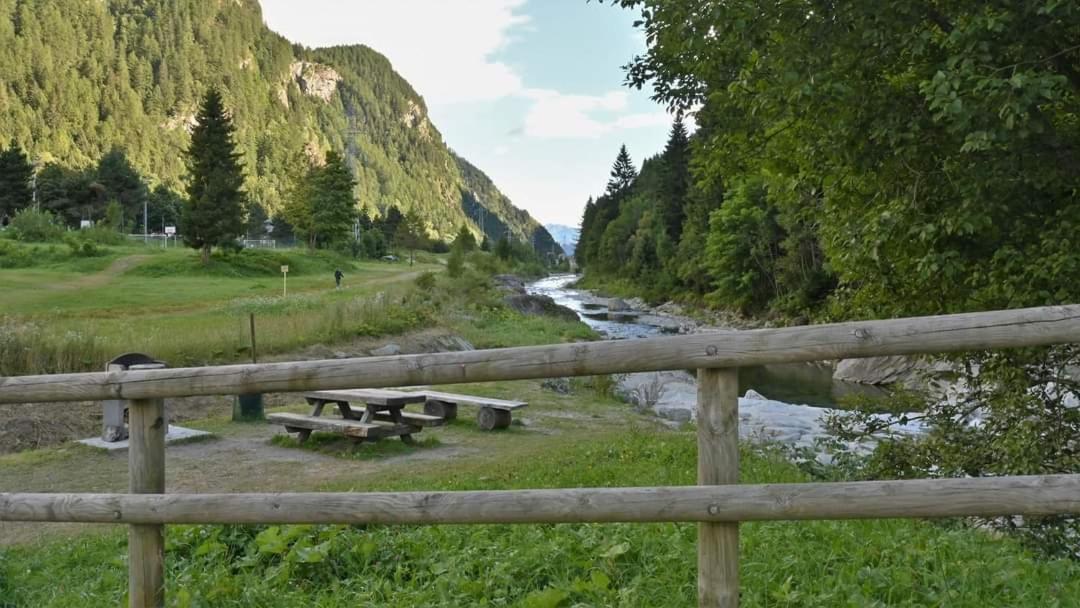 Mansarda Vista Lago A Камподолчино Екстериор снимка